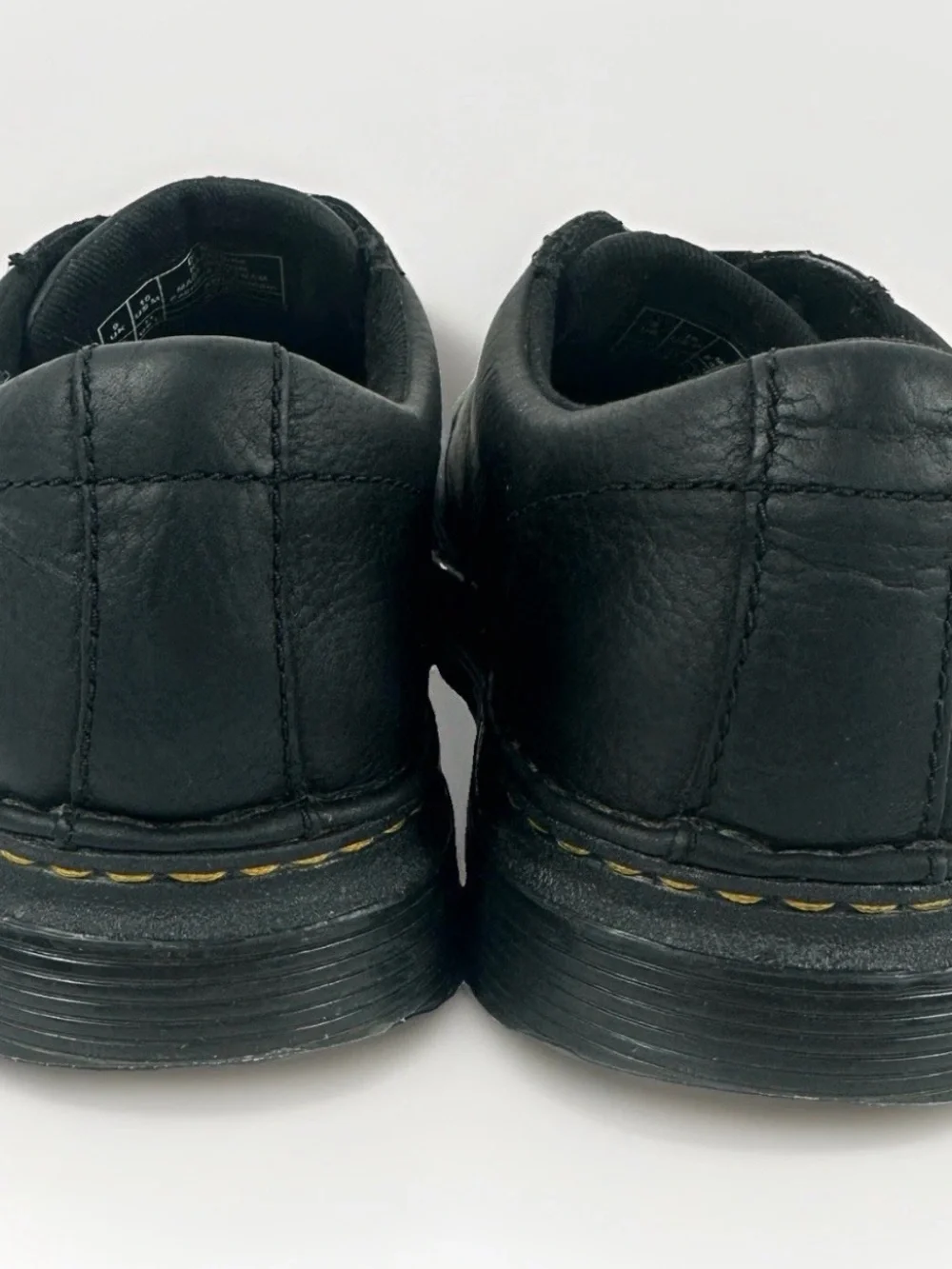 Dr Martens Hazeldon Grizzly Mens 10 Black Leather SoftWair Oxford Comfort Shoes